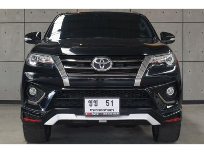 017 Toyota Fortuner 2.8  TRD Sportivo 4WD SUV AT(ปี 15-21) P8226 รูปที่ 3